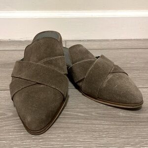 CREVO olive slides size 7